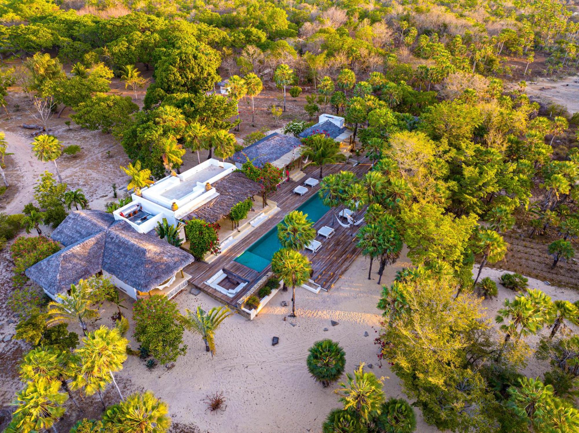 Villa Paz - La Villa Group Camocim Exteriör bild