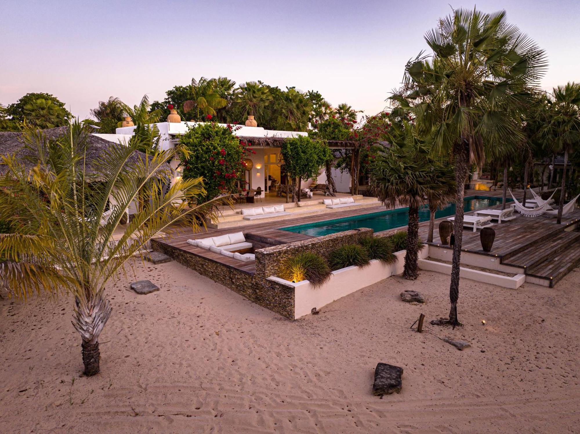 Villa Paz - La Villa Group Camocim Exteriör bild