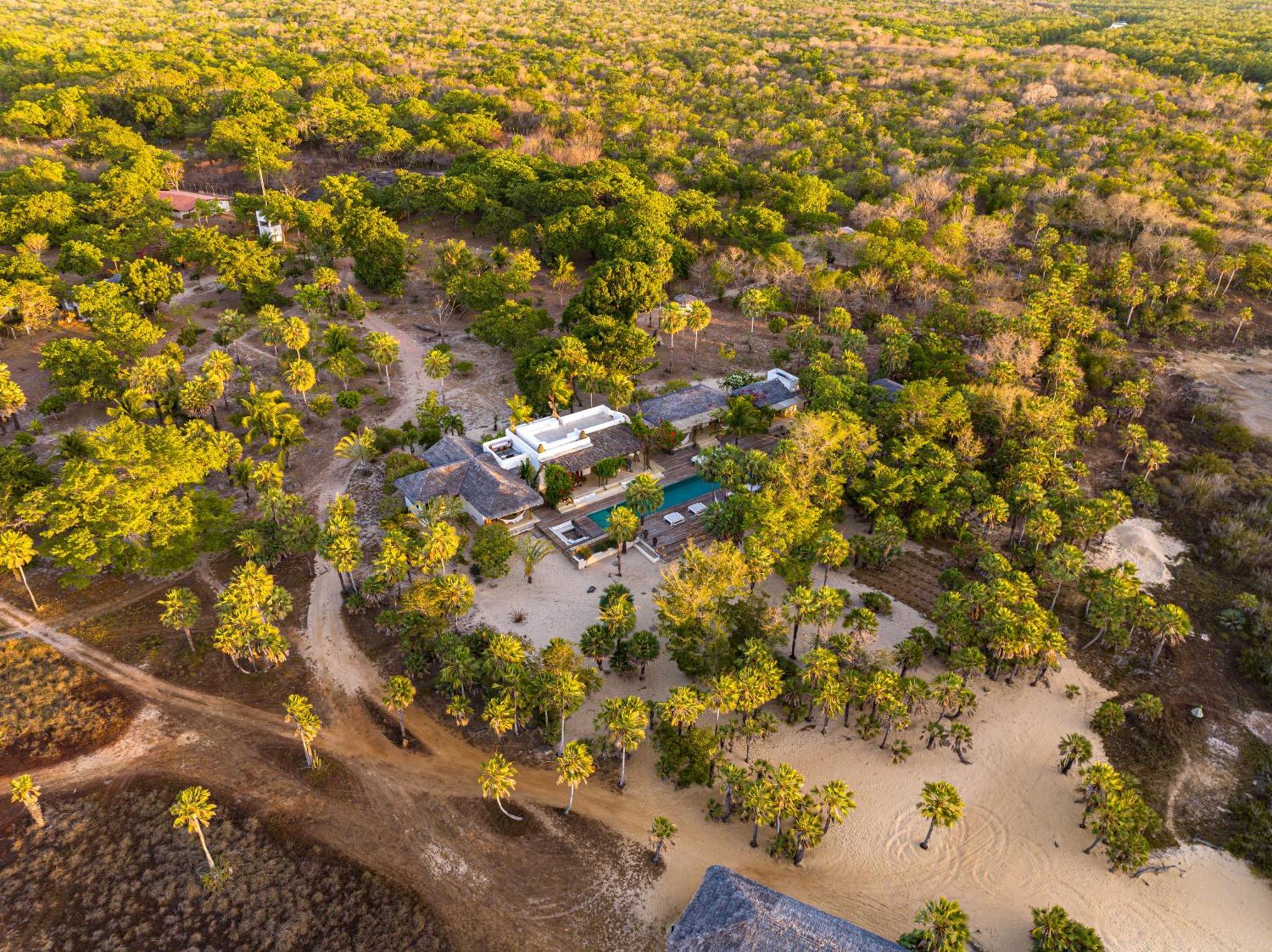Villa Paz - La Villa Group Camocim Exteriör bild