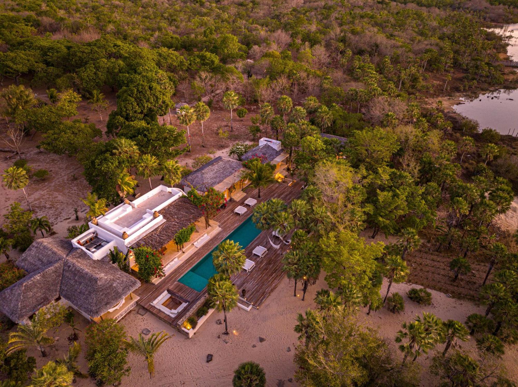 Villa Paz - La Villa Group Camocim Exteriör bild